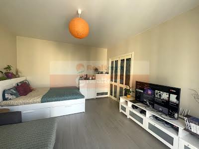 квартира за адресою Метрологічна вул., 15