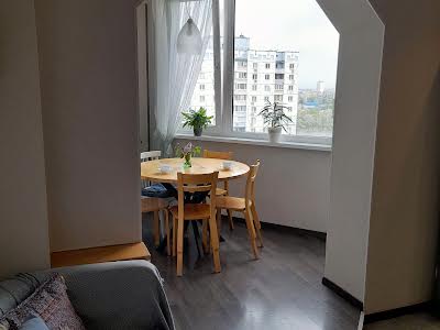 квартира по адресу Драгоманова ул., 1-Г