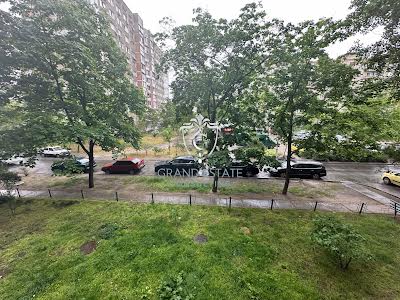 квартира за адресою Йорданська вул. (Лайоша Гавро), 4
