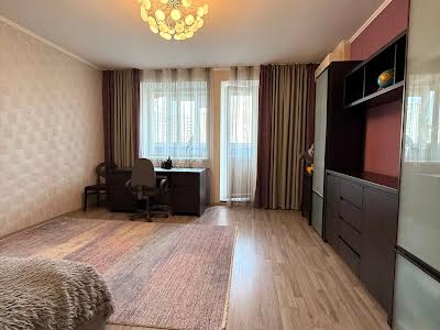 квартира по адресу Голосеевская ул., 13