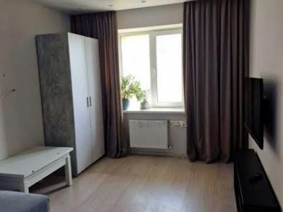 квартира по адресу Гвардейцев-Широнинцев ул., 29а