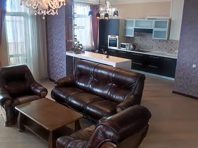 квартира за адресою Кудрявський узвіз, 3-Б