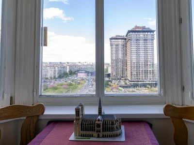квартира за адресою Київ, Оболонський просп., 22-В
