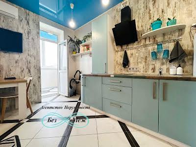 квартира за адресою Боголюбова вул., 33