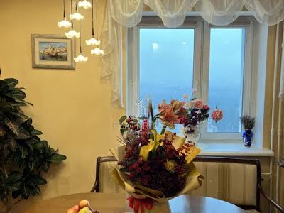квартира за адресою Михайла Котельникова вул., 31