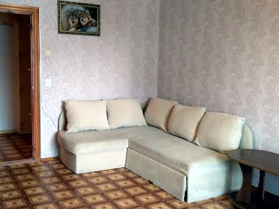 квартира за адресою Милославська вул., 41/15
