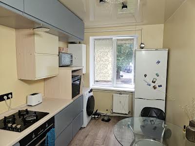 квартира за адресою Білогородська вул., 45