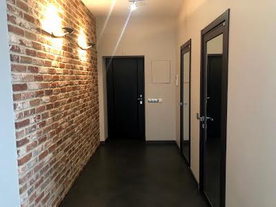 квартира за адресою Старонаводницька вул., 6-Б