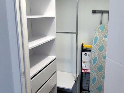 квартира за адресою Рея Бредбері вул., 2