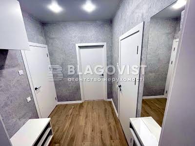 квартира за адресою Михайла Максимовича вул. (Онуфрія Трутенка), 26-В