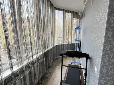 квартира за адресою Академіка Амосова вул., 63