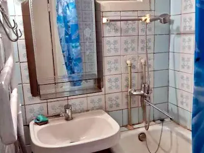 квартира за адресою Юності вул., 7