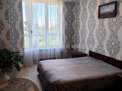 квартира за адресою Миру вул., 12