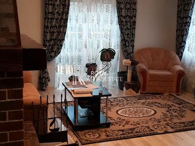 будинок за адресою с. Старі Безрадичі, Березова-стугна