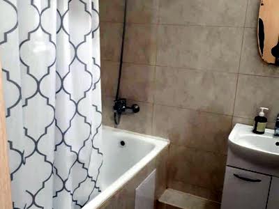 квартира за адресою Драгоманова вул., 40-Е