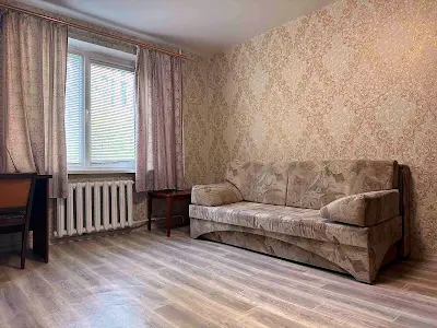 квартира за адресою Героїв просп., 4
