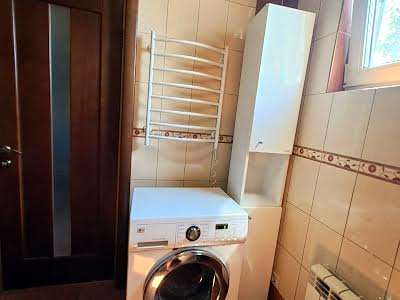 будинок за адресою с. Нові Петрівці, Козацька вул.