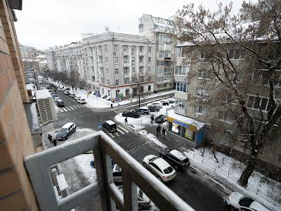 квартира за адресою Панаса Мирного вул., 16/13
