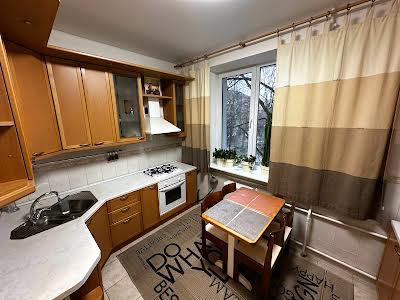 квартира по адресу Івана Світличного ул. (Петровського), 6