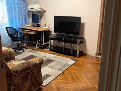 квартира по адресу Строителей ул., 4-А