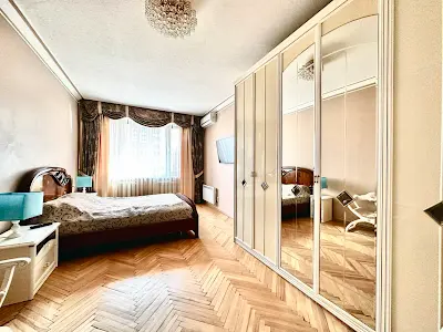 квартира по адресу Старонаводницкая ул., 4-А