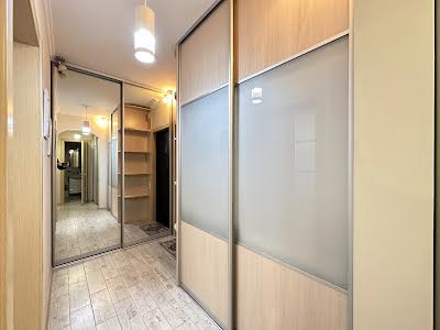 квартира по адресу Киев, Олены Пчилки ул., 2Б