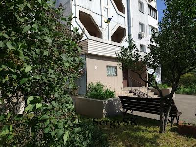 квартира за адресою Анни Ахматової вул., 23