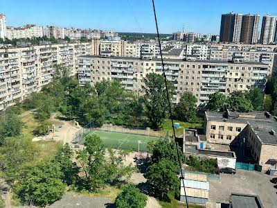 квартира за адресою Романа Шухевича просп. (Генерала Ватутіна), 2