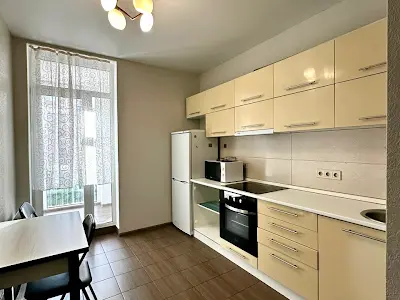 квартира за адресою Регенераторна вул., 4
