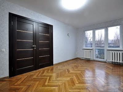 квартира по адресу Мрии ул. (Академика Туполева), 7