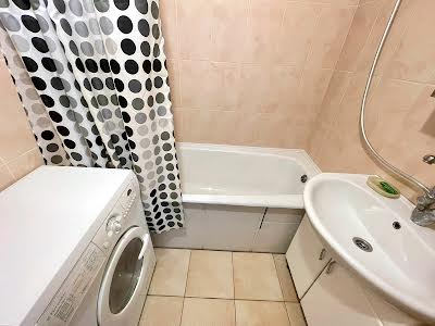 квартира по адресу Героев Днепра ул., 34-А