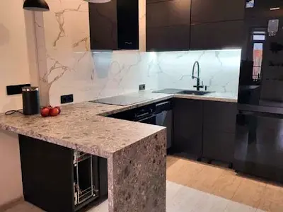 квартира за адресою Регенераторна вул., 4