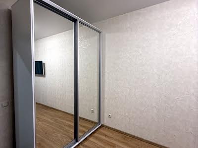квартира за адресою Регенераторна вул., 4
