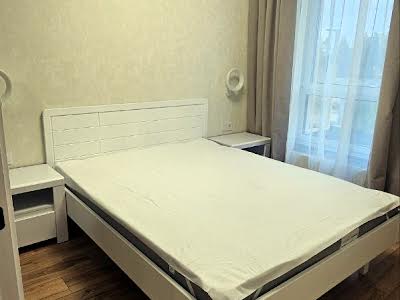 квартира по адресу Салютная ул., 2
