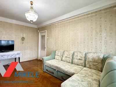 квартира по адресу Лейпцизька, 3