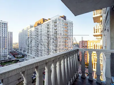 квартира за адресою Михайла Максимовича вул. (Онуфрія Трутенка), 28-Б