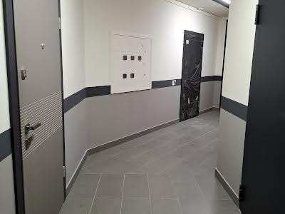 квартира за адресою Причальна вул., 14