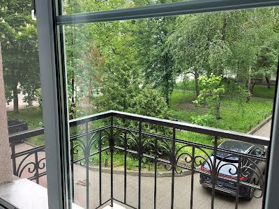 квартира за адресою Шовковична вул., 7-А