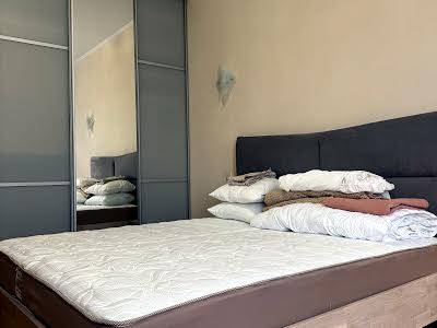 квартира за адресою Богдана Хмельницького вул., 41