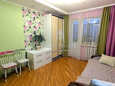 квартира за адресою Рональда Рейгана вул., 10