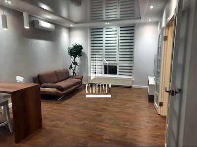 квартира за адресою Михайла Максимовича вул. (Онуфрія Трутенка), 3-Д