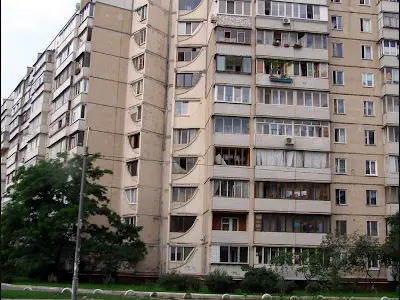 квартира по адресу Ревуцкого ул., 19/1