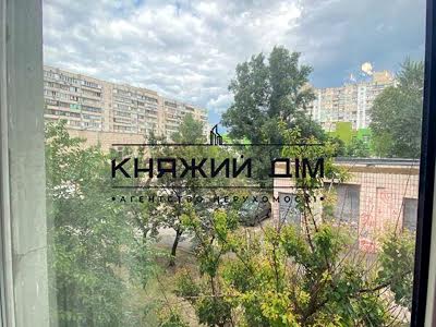 квартира по адресу Ларисы Руденко ул., 13