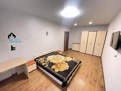 квартира за адресою Боголюбова вул., 33