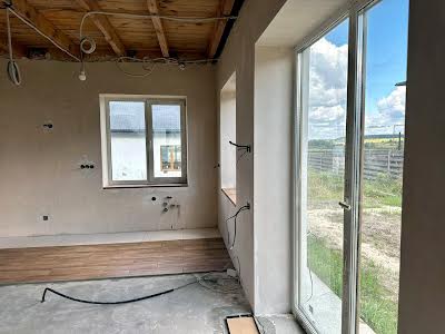 дом по адресу с. Забучье, Коротка, 8