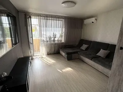 квартира за адресою Білодібровна вул., 55
