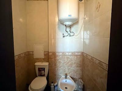 квартира за адресою Олени Пчілки вул., 2