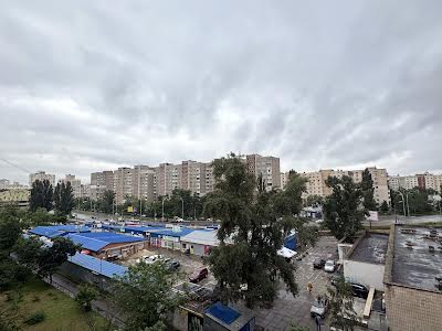 квартира по адресу Героев Днепра ул., 35