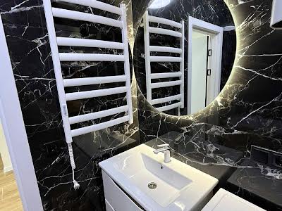 квартира по адресу с. Софиевская борщаговка, Свободы ул., 5С