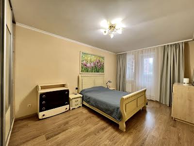 квартира за адресою Київ, Голосіївська вул., 13-А